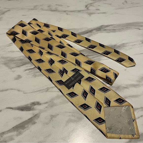 Robert Talbott Patrick James 100% Silk Geometric Tie - Picture 2 of 5